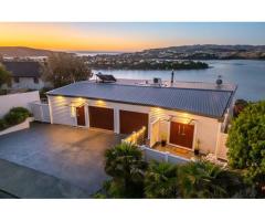Ultimate Dream Home & Income - Breathtaking views!