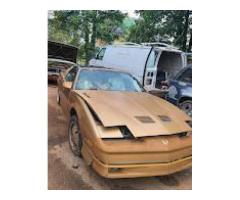Who Buys Junk Cars and Picks Them Up? We Do! - 4