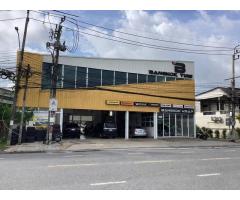 Land for sale with 3 buildings, 3.5 floors, near Watcharapol