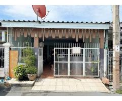 Urgent sale, one-story townhouse, Soi Songprapha 7, Thap Kaeo