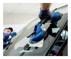 Your Safety First with Expert Auto Glass Service